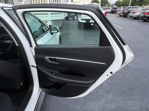 Used 2022 Hyundai Sonata SE w/ Cargo Package FWD image 26