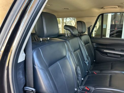 Used 2024 Ford Expedition Max XLT AWD/4WD image 28