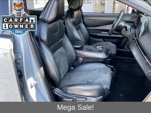 Used 2025 Nissan Ariya FWD image 6