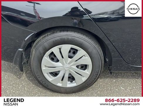 Used 2024 Nissan Versa S w/ Electronics Package FWD image 10