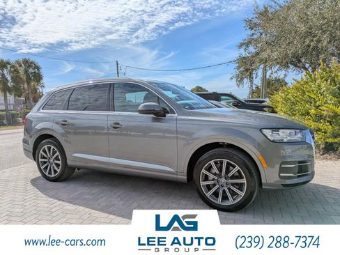 Used 2017 Audi Q7 3.0T Prestige w/ Prestige Package image 1