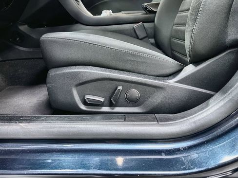 Used 2020 Ford Fusion SE FWD image 13