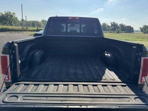 Used 2017 RAM 1500 Limited image 7