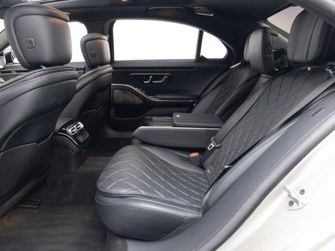 Used 2021 Mercedes-Benz S 580 4MATIC Sedan image 32