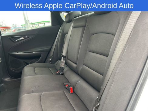 Used 2025 Chevrolet Malibu LT image 12