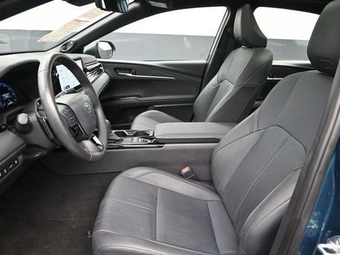 Certified 2025 Toyota Camry LE FWD image 32