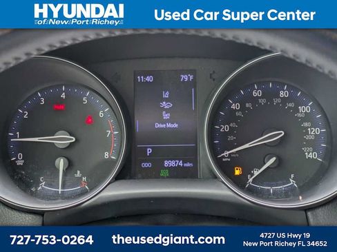 Used 2020 Toyota C-HR XLE FWD image 28