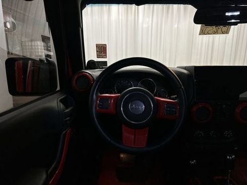 Used 2014 Jeep Wrangler Unlimited Sport w/ Quick Order Package 24S AWD/4WD image 14