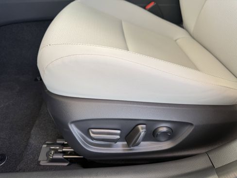 Certified 2026 Toyota Prius XLE image 4