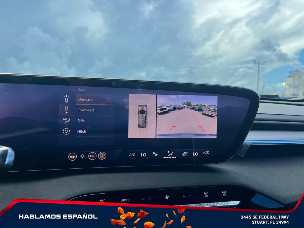 New 2027 Buick Enclave Sport Touring w/ Super Cruise Package FWD image 32