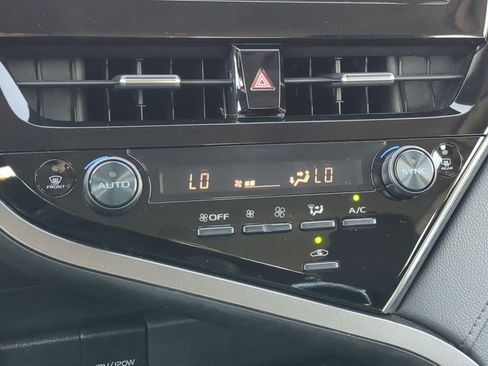 Used 2024 Toyota Camry LE image 23