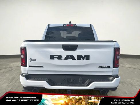 Used 2025 RAM 1500 Big Horn AWD/4WD image 5