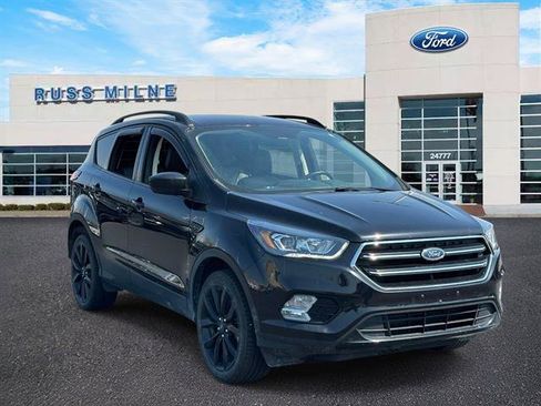 Used 2019 Ford Escape SE AWD/4WD image 1