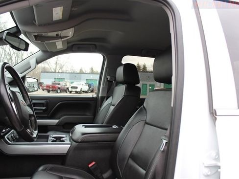 Used 2016 Chevrolet Silverado 1500 LTZ Z71 w/ LTZ Plus Package image 11