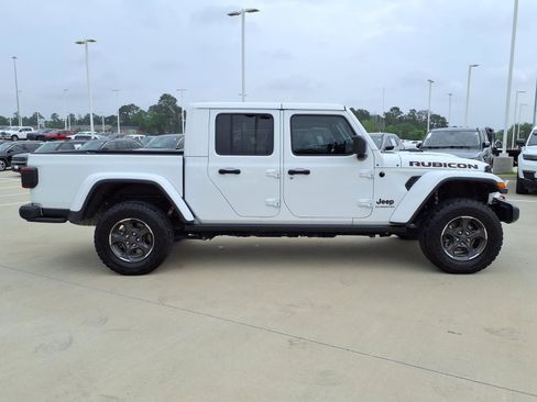 Used 2020 Jeep Gladiator Rubicon w/ Safety Group AWD/4WD image 5