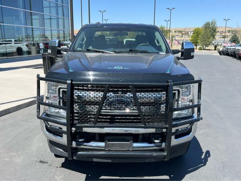 Used 2019 Ford F350 XLT w/ XLT Premium Package AWD/4WD image 3