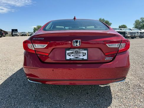Used 2021 Honda Accord Touring image 9