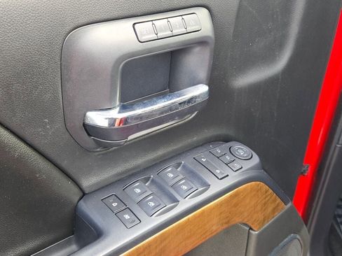 Used 2015 Chevrolet Silverado 1500 LTZ image 23