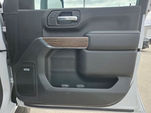 Used 2022 Chevrolet Silverado 3500 High Country w/ Z71 Off-Road Package image 29