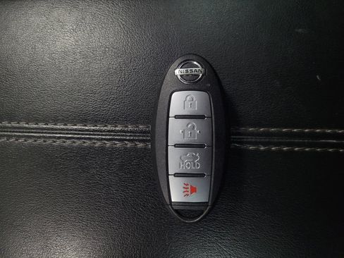 Used 2023 Nissan Sentra SV FWD image 32
