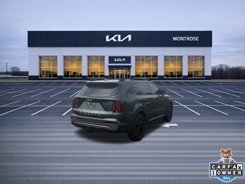 Used 2022 Kia Sorento S w/ Panoramic Sunroof Package AWD/4WD image 6