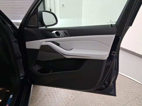 New 2026 BMW X5 sDrive40i w/ Climate Comfort Package RWD image 29