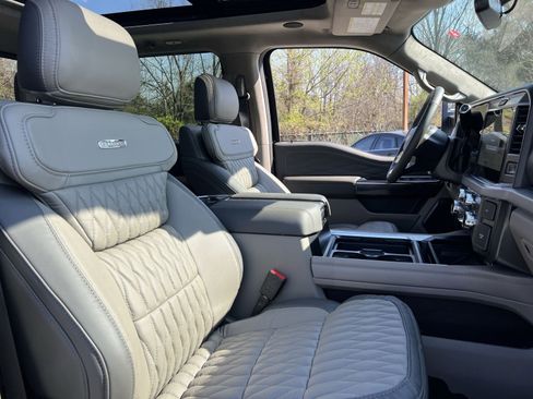 New 2026 Ford F450 Platinum image 27
