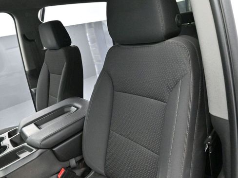 Used 2022 Chevrolet Silverado 1500 Custom w/ Safety Confidence Package image 14