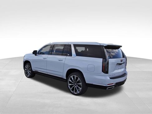 New 2026 Cadillac Escalade ESV Luxury image 3