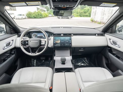Certified 2026 Land Rover Range Rover Velar S AWD/4WD image 18
