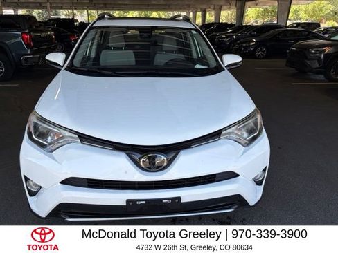 Used 2018 Toyota RAV4 XLE AWD/4WD image 2