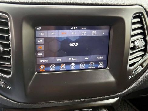 Used 2018 Jeep Compass Latitude w/ Popular Equipment Group AWD/4WD image 15