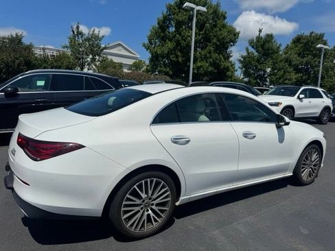 Used 2023 Mercedes-Benz CLA 250 4MATIC image 23