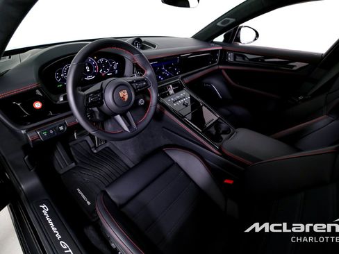 Used 2026 Porsche Panamera GTS image 12