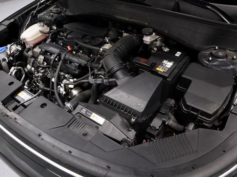 Used 2024 Hyundai Kona Limited AWD/4WD image 18