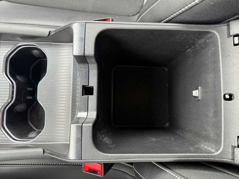 Used 2024 Jeep Grand Cherokee Altitude image 33