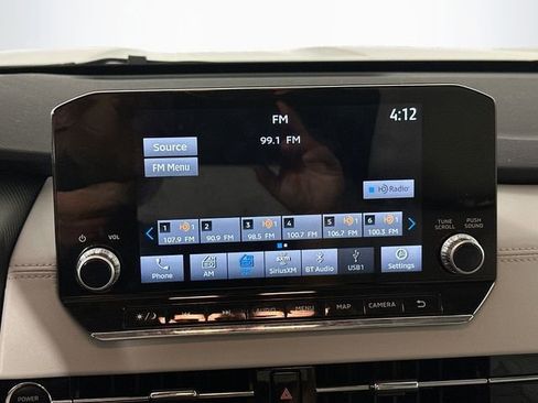 Used 2023 Mitsubishi Outlander SEL AWD/4WD image 13