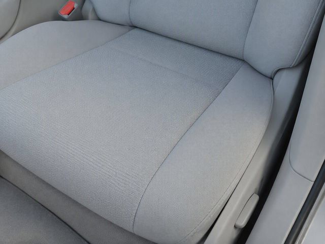 Used 2019 Chevrolet Cruze LT w/ Convenience Package FWD image 19
