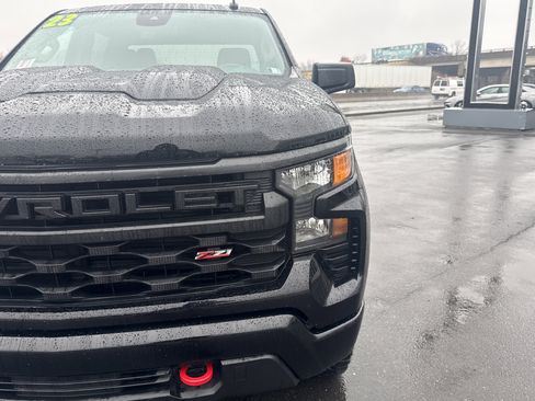 Used 2023 Chevrolet Silverado 1500 Custom Trail Boss image 9