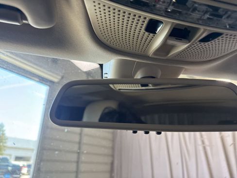 Used 2017 Mercedes-Benz C 300 Sedan image 24