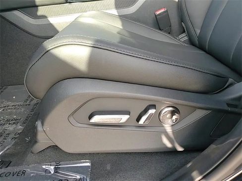 New 2026 Acura MDX SH-AWD image 14