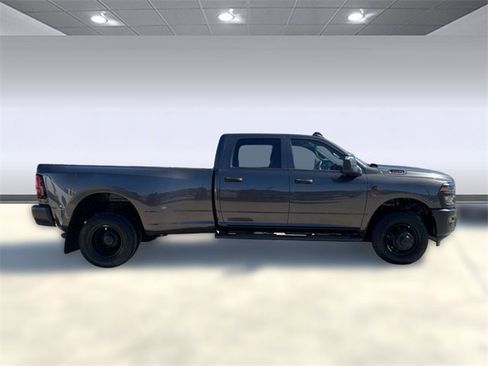 New 2026 RAM 3500 Tradesman image 8