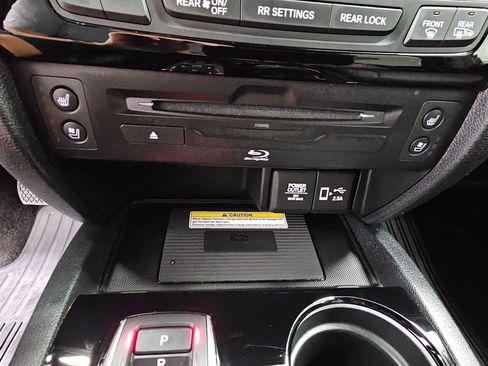 Used 2022 Honda Pilot Black Edition image 21