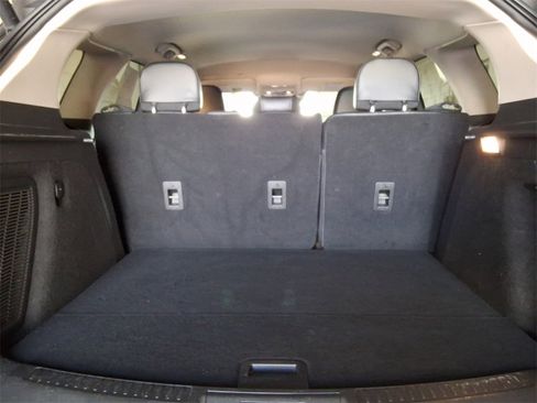 Used 2023 Lincoln Corsair FWD image 13