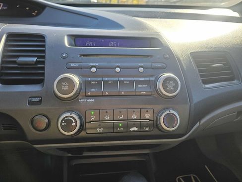 Used 2009 Honda Civic DX-VP image 14