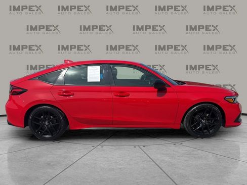 Used 2022 Honda Civic Sport image 6