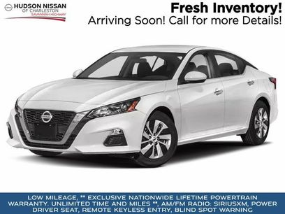 Used 2022 Nissan Altima 2.5 SV
