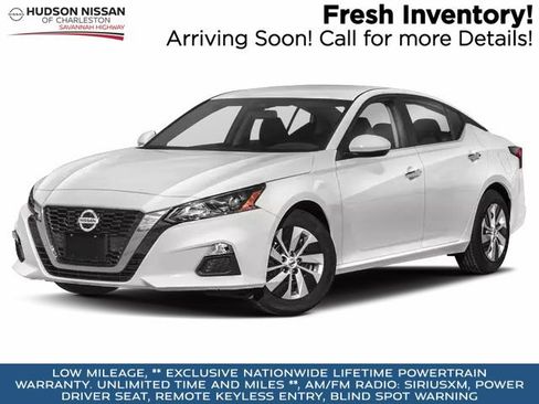 Used 2022 Nissan Altima 2.5 SV image 1