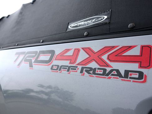 Used 2019 Toyota Tacoma TRD Off-Road w/ TRD Premium Off Road Package image 30