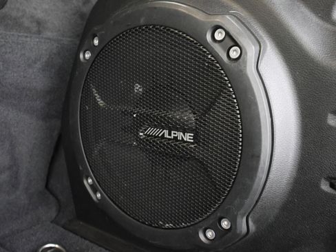 Used 2019 Jeep Wrangler Unlimited Sahara AWD/4WD image 26